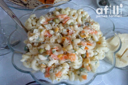Makarna Salatası Tarifi